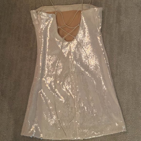 cinq a sept Lauri sequin-embellished mini dress - Picture 5 of 5